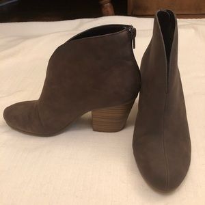 A2 Aerosoles booties - size 7